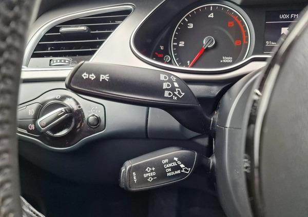 Audi A4 cena 46900 przebieg: 206000, rok produkcji 2013 z Pobiedziska małe 596
